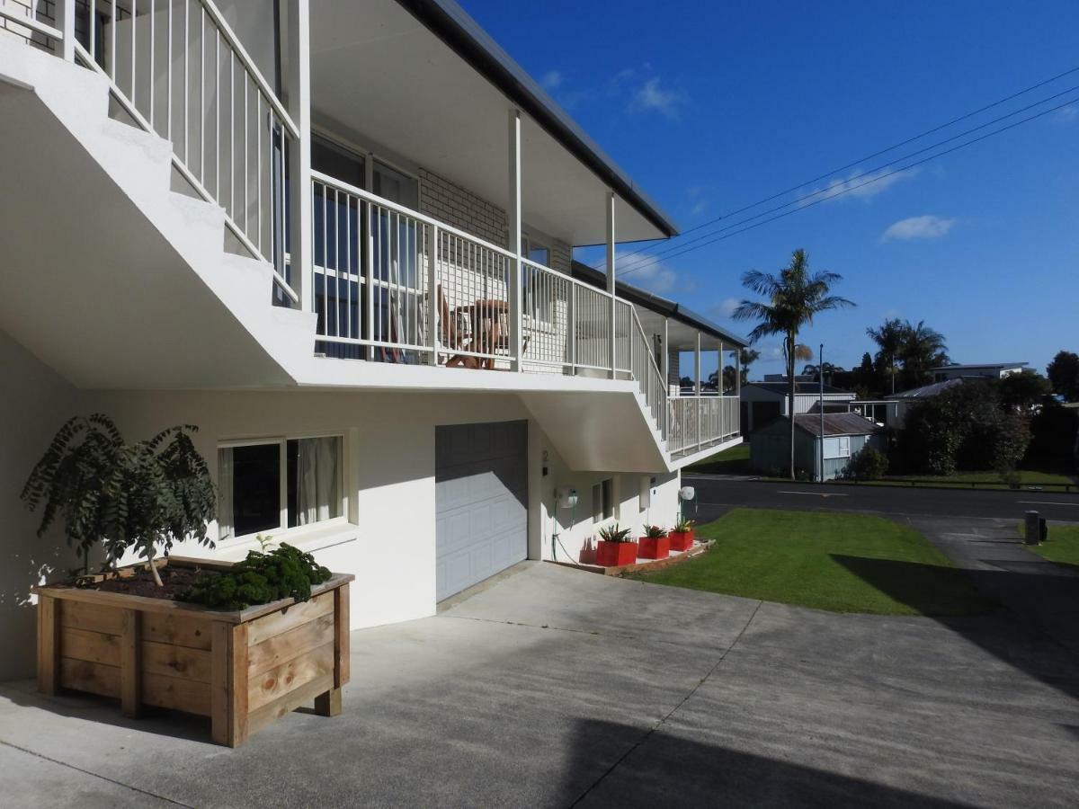 Paihia Apartments Exterior photo